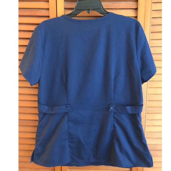 Grey’s Anatomy Womens Three-Pocket scrub top - Picture 2 of 5